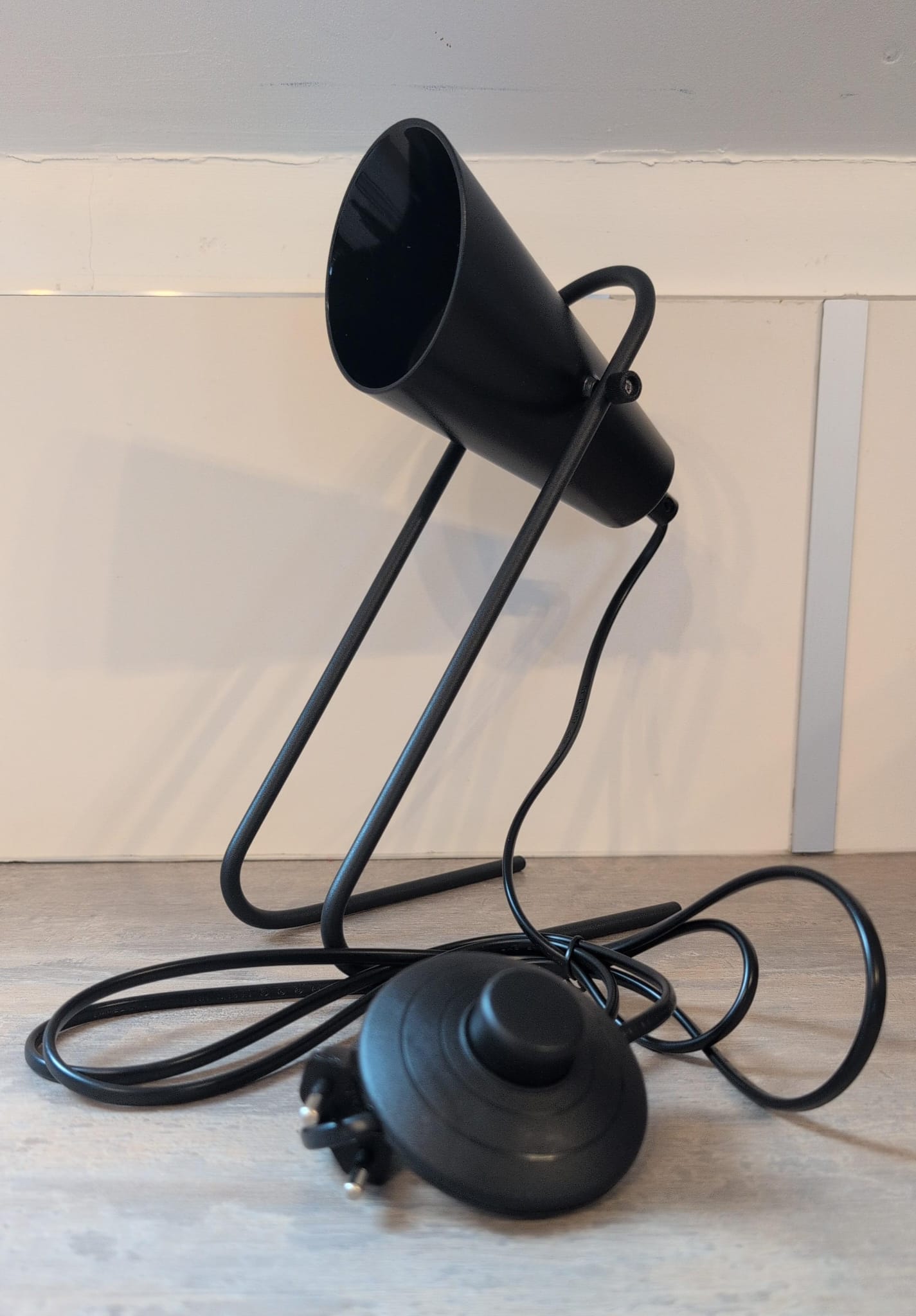 Lampe spot noire orientable 6W 3000K avec interrupteur – Image 8