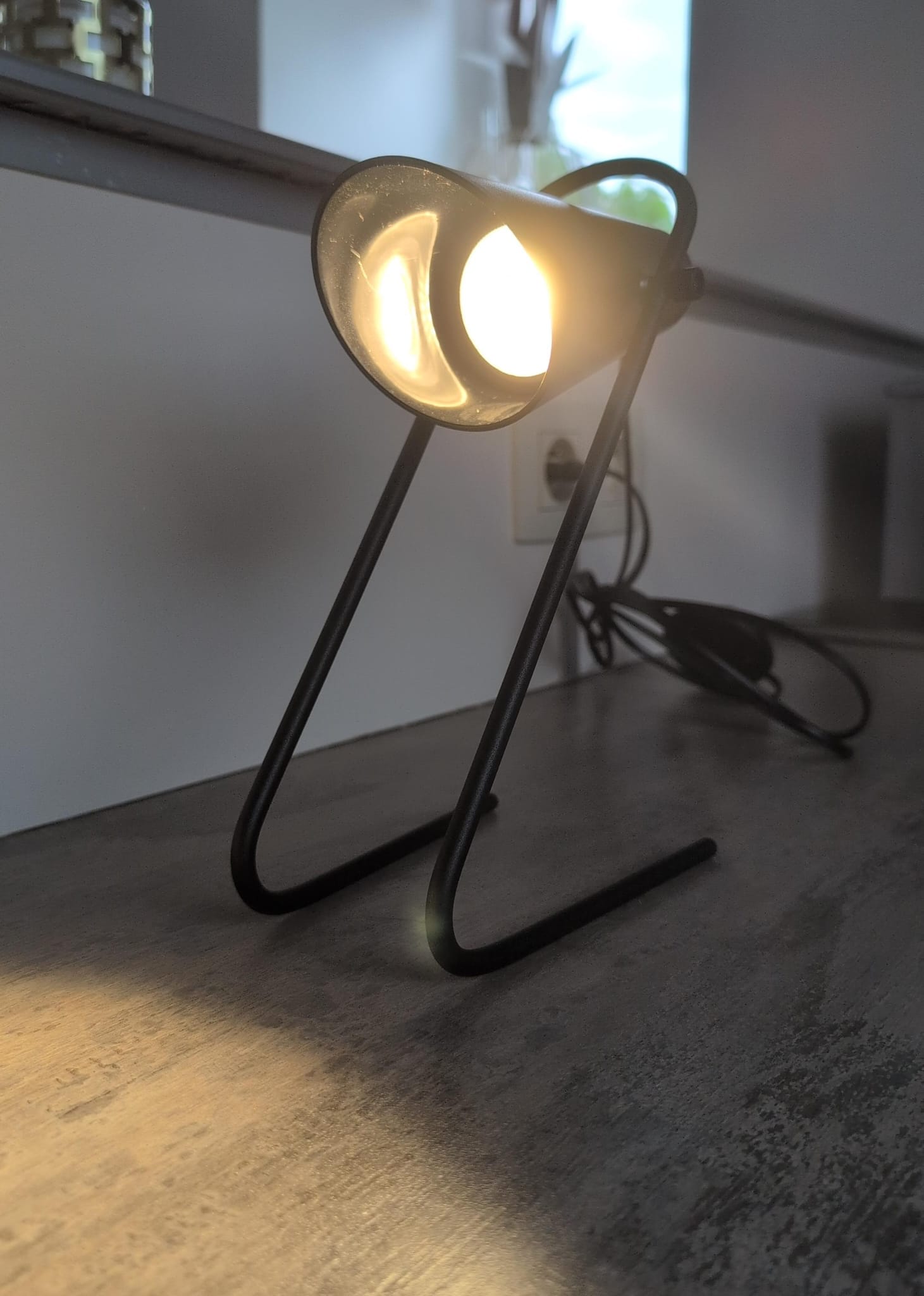 Lampe spot noire orientable 6W 3000K avec interrupteur – Image 7