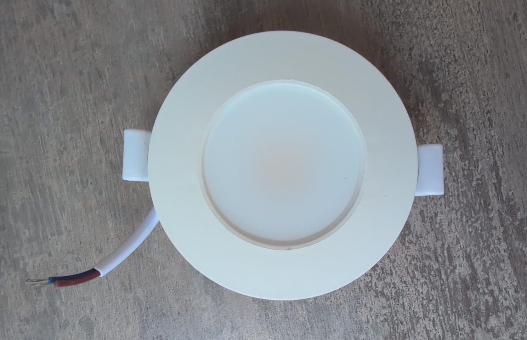 Lot 12 Spots LED Encastrables 4W IP44 – 2700K / 4000K / 3CCT – Image 3